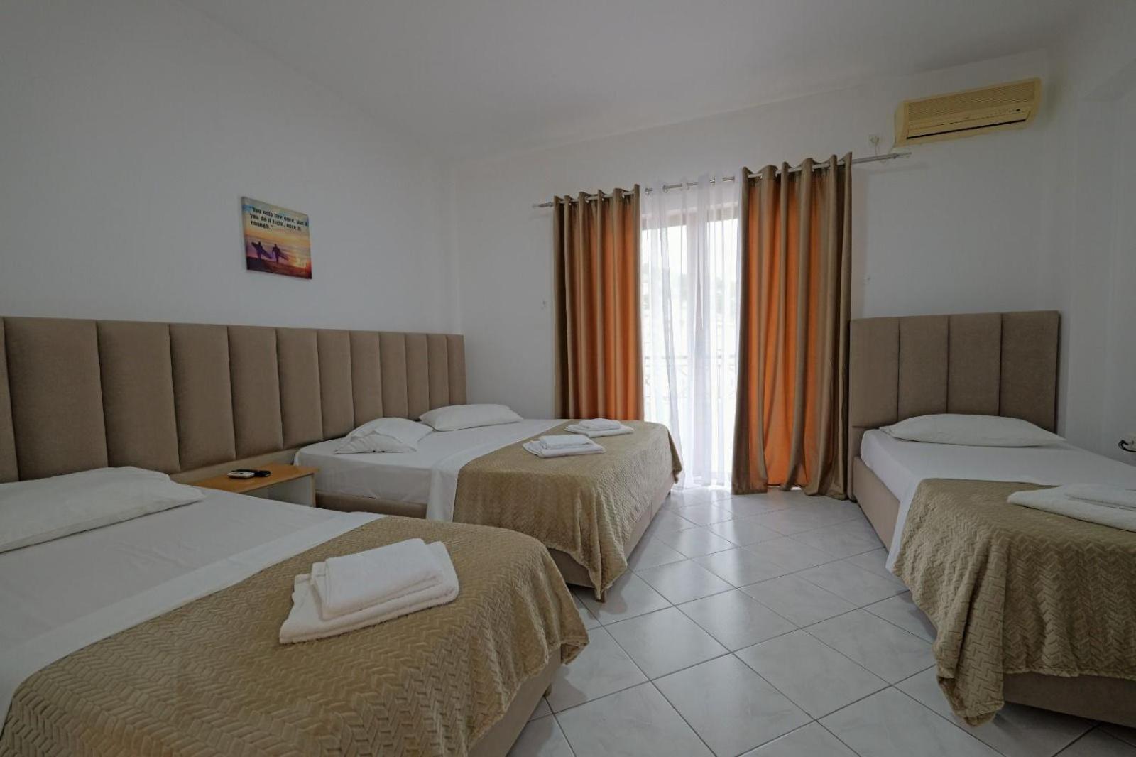 Hotel Eden Sarande Ngoại thất bức ảnh