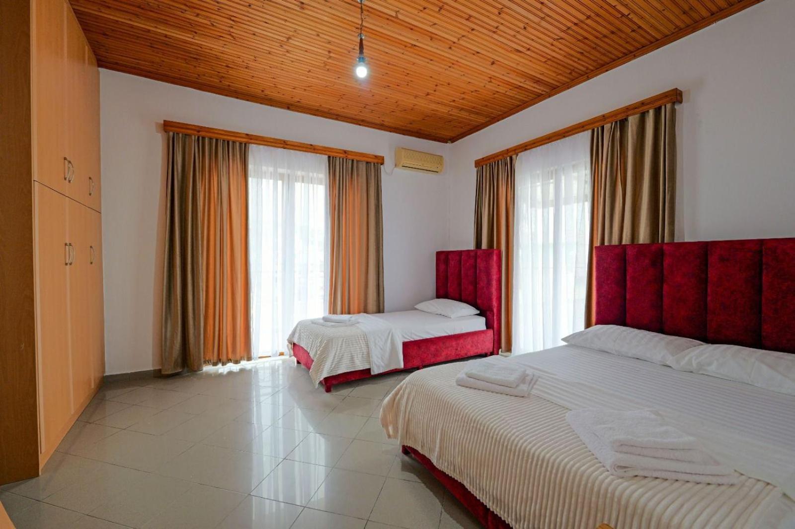 Hotel Eden Sarande Ngoại thất bức ảnh