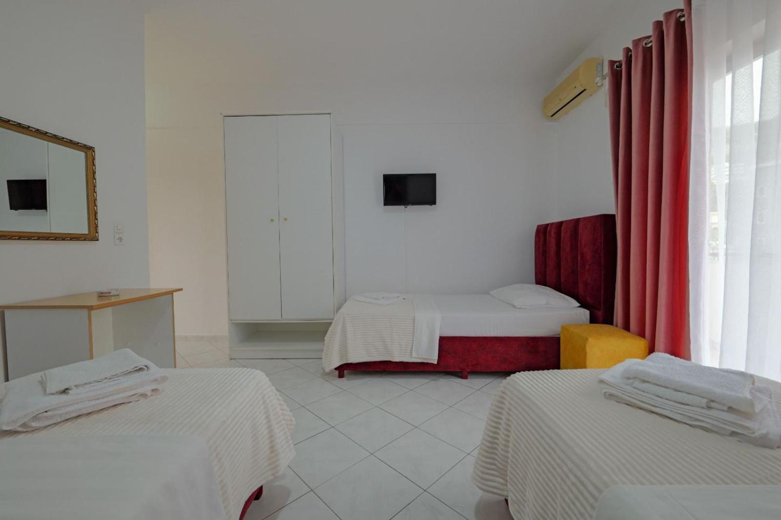 Hotel Eden Sarande Ngoại thất bức ảnh