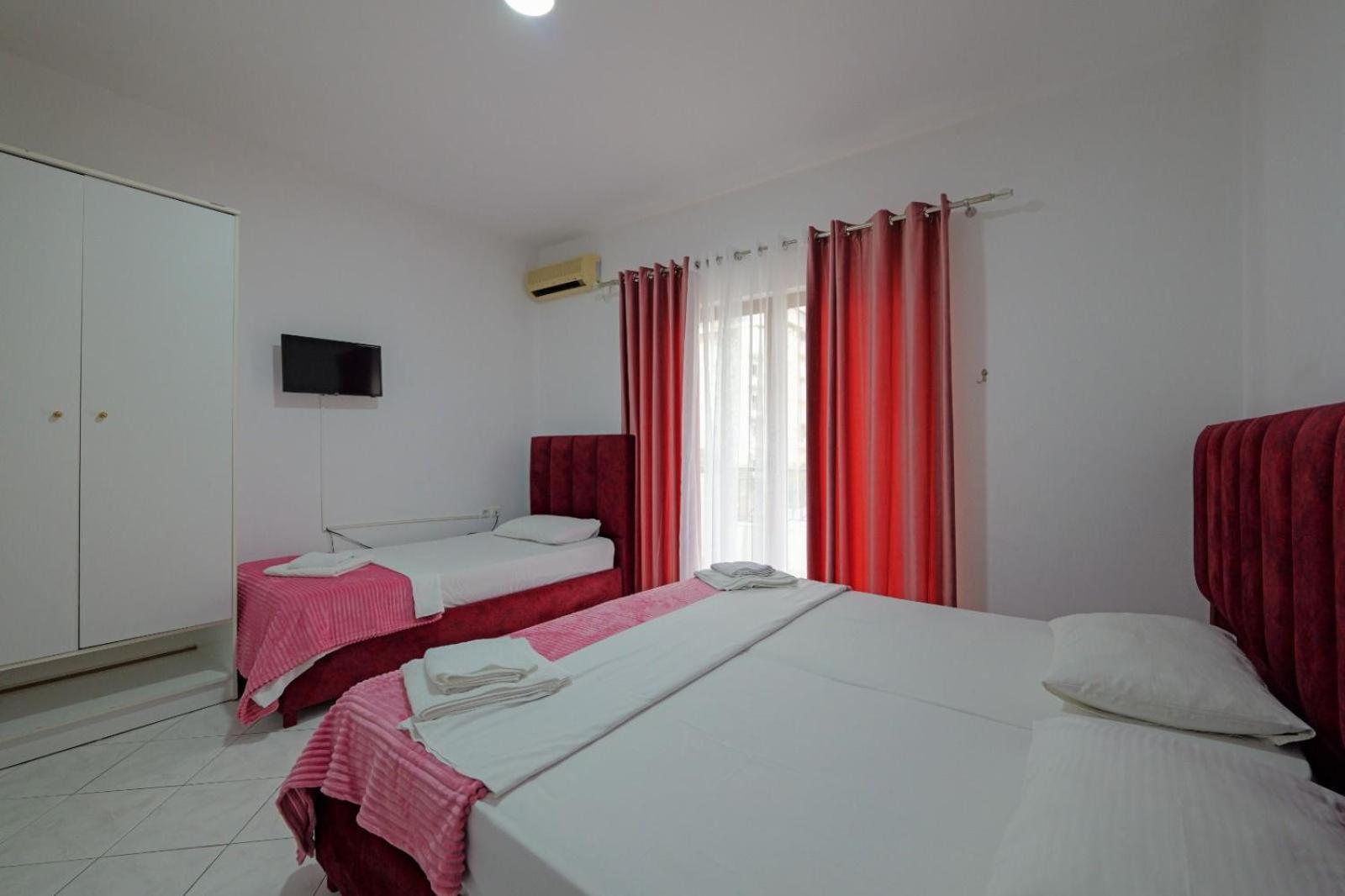 Hotel Eden Sarande Ngoại thất bức ảnh