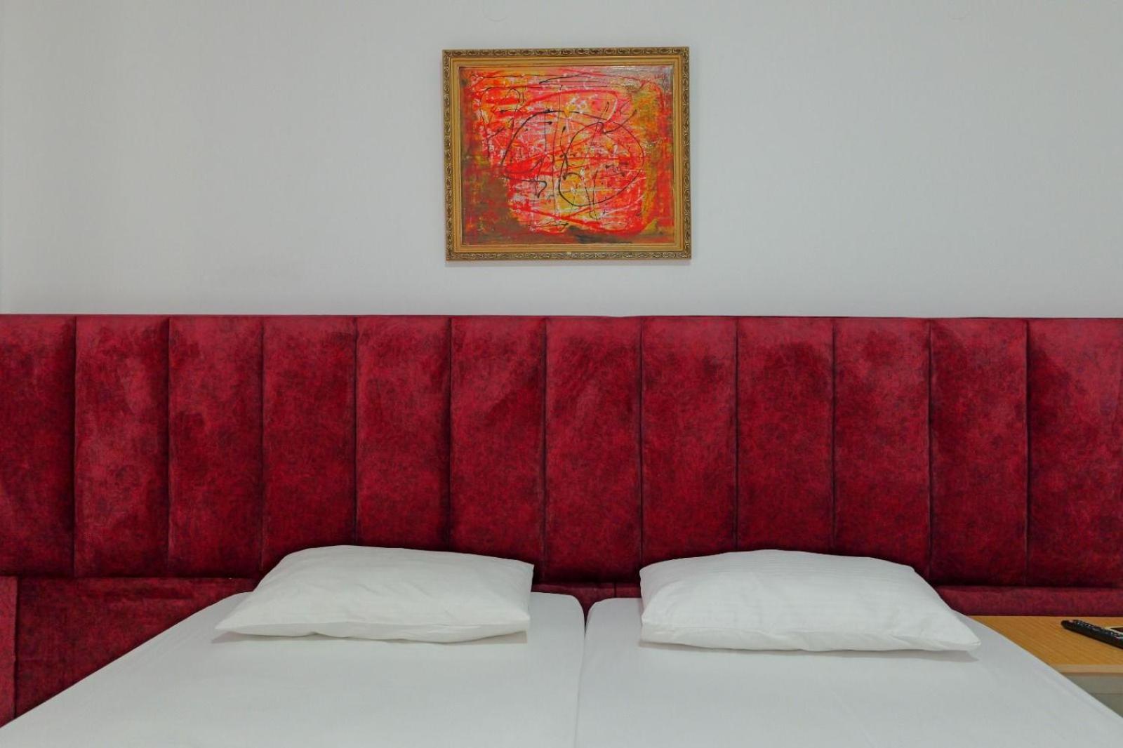 Hotel Eden Sarande Ngoại thất bức ảnh