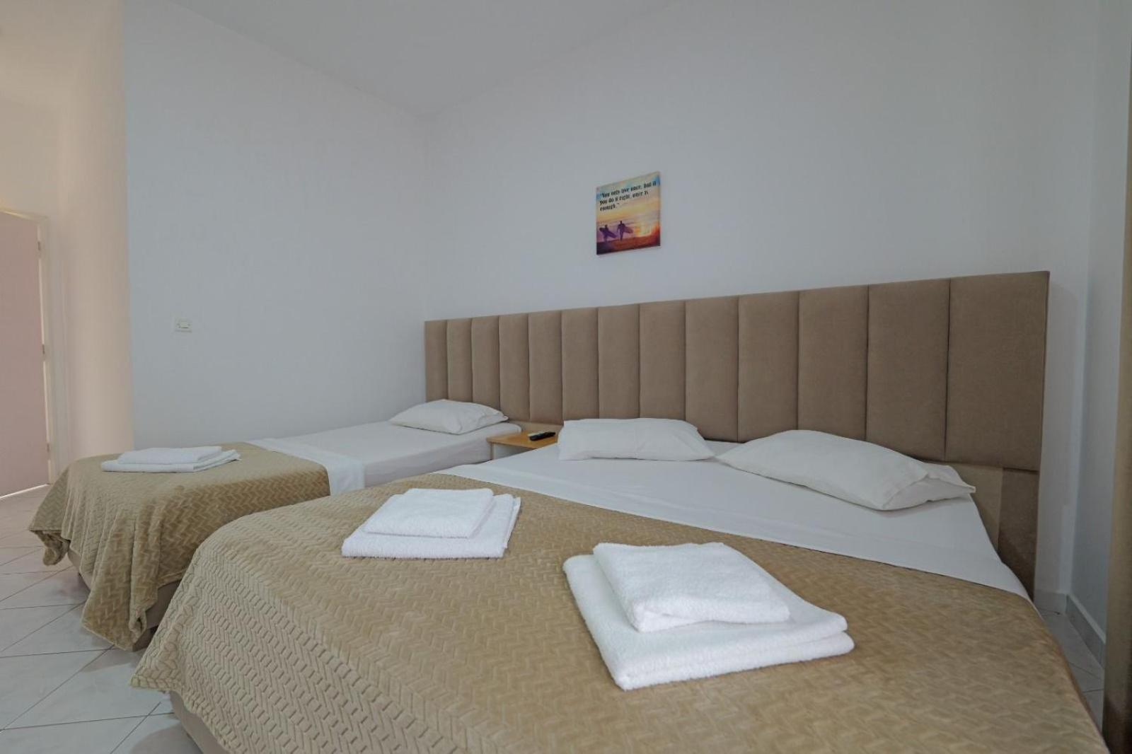 Hotel Eden Sarande Ngoại thất bức ảnh