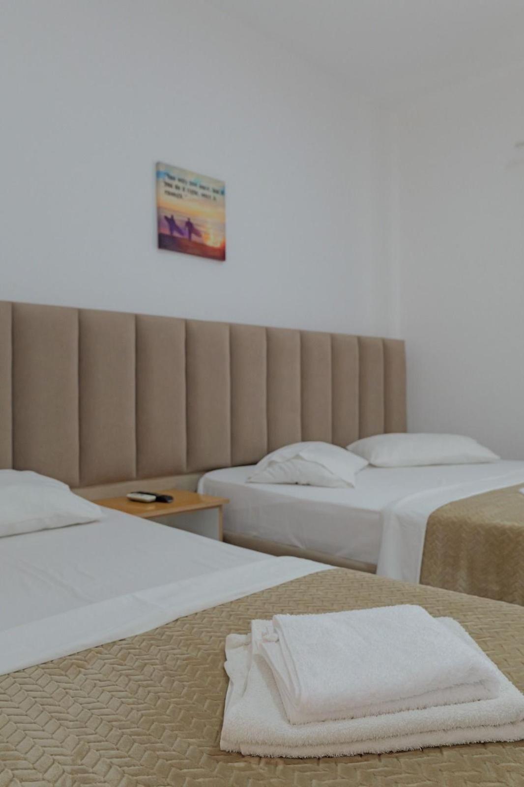 Hotel Eden Sarande Ngoại thất bức ảnh