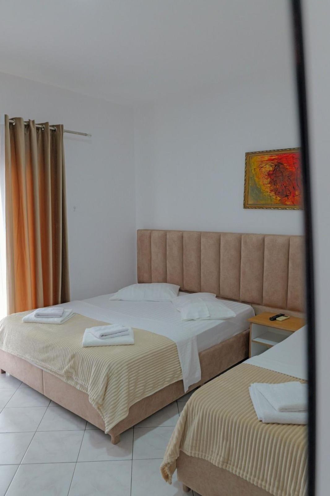 Hotel Eden Sarande Ngoại thất bức ảnh
